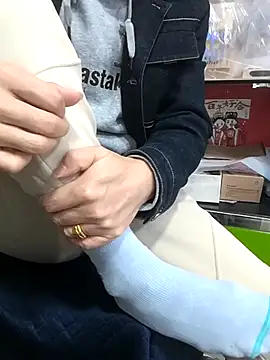 Snapshot of chougegg0214 chatting on November 18, 1:55 am chougegg0214 online show from November 18, 1:55 am