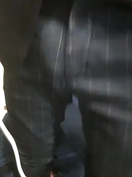 Snapshot of chougegg0214 chatting on November 23, 12:27 pm chougegg0214 online show from November 23, 12:27 pm