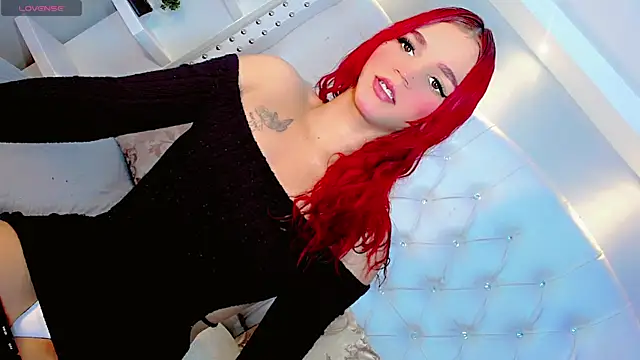 Saraa Jone online show from November 22, 12:04 pm