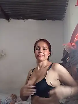 Snapshot of antonellahotimida chatting on November 19, 3:23 pm antonellahotimida online show from November 19, 3:23 pm