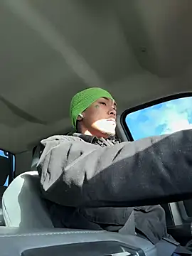 Loadedeggs online show from October 14, 3:02 pm