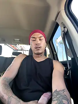 Loadedeggs online show from November 3, 9:48 pm