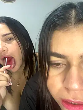 Snapshot of sindyy_01 chatting on October 9, 6:55 am sindyy 01 online show from October 9, 6:55 am