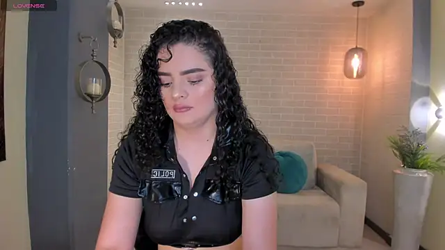 Snapshot of KylieJenkins chatting on November 22, 11:20 am KylieJenkins online show from November 22, 11:20 am