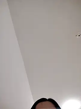 Snapshot of LindaSalo33 chatting on October 19, 2:45 am LindaSalo33 online show from October 19, 2:45 am