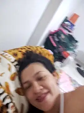 Snapshot of LindaSalo33 chatting on November 12, 4:57 am LindaSalo33 online show from November 12, 4:57 am