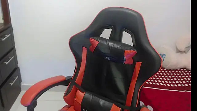 emily sexxx online show from November 27, 11:45 am