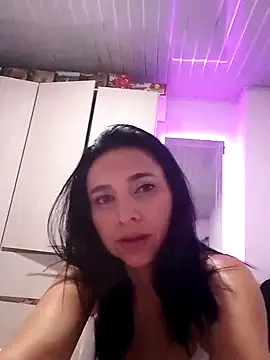 Snapshot of channel_brooks chatting on October 6, 3:37 am channel brooks online show from October 6, 3:37 am