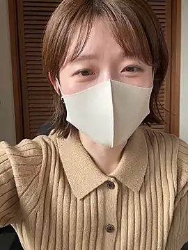 momo yuipu online show from October 16, 12:55 am