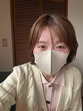 momo yuipu online show from October 21, 1:06 am