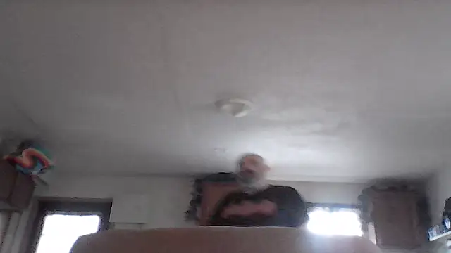 crazyheratic8 online show from April 9, 8:47 pm