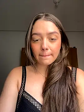 luiza barcelos online show from October 8, 12:25 pm