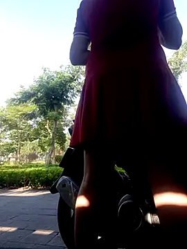 Zun 121 online show from October 18, 12:57 am