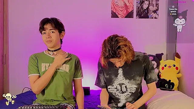 Snapshot of Darcy_and_Stolas chatting on October 29, 12:35 am Darcy and Stolas online show from October 29, 12:35 am