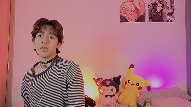 Snapshot of Darcy_and_Stolas chatting on November 16, 9:42 pm Darcy and Stolas online show from November 16, 9:42 pm