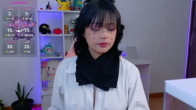 Sallie Doll online show from November 1, 5:37 pm