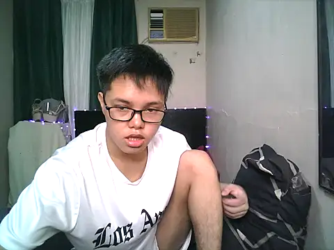 hot babyboy26 online show from November 7, 10:15 am