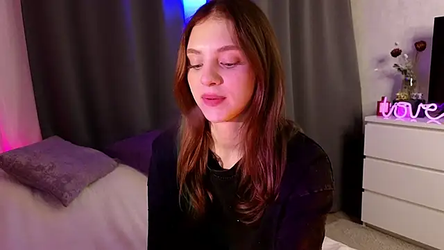 Snapshot of midnightMaya chatting on November 6, 5:36 pm midnightMaya online show from November 6, 5:36 pm