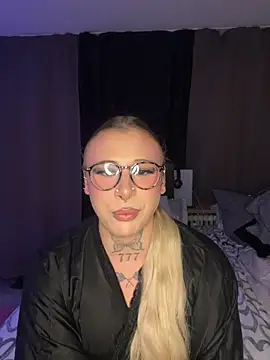 Kimberly-sweety online show from October 15, 7:25 pm