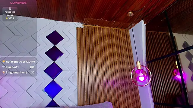 Matti sofia  online show from October 30, 7:47 pm