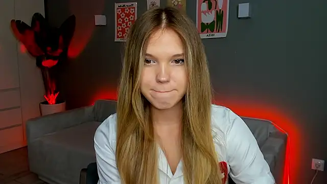 Snapshot of linakorvin chatting on November 21, 1:10 pm linakorvin online show from November 21, 1:10 pm