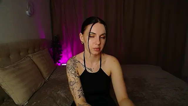 Poison inyour Mind   online show from November 4, 7:46 pm