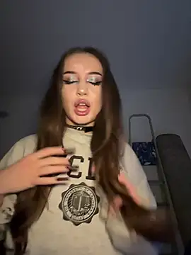 RollDolls online show from January 11, 5:12 am