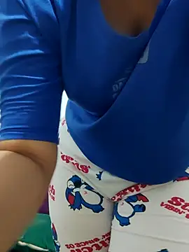 Snapshot of Rihame07 chatting on November 6, 10:43 pm Rihame07 online show from November 6, 10:43 pm