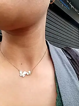 Jade 1-9 online show from October 13, 8:09 pm