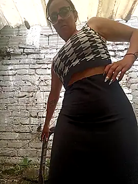 Jade 1-9 online show from October 29, 5:04 pm