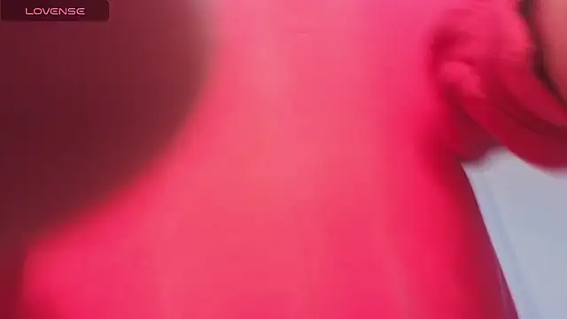 mia foster t online show from February 26, 1:32 pm