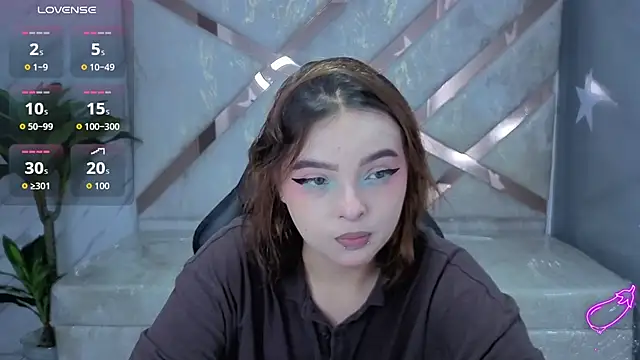 mia foster t online show from March 17, 1:03 pm