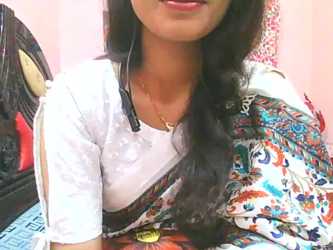 Snapshot of night_queeen7 chatting on November 14, 7:12 pm night queeen7 online show from November 14, 7:12 pm