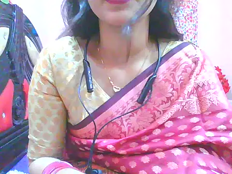 Snapshot of night_queeen7 chatting on November 29, 7:17 pm night queeen7 online show from November 29, 7:17 pm