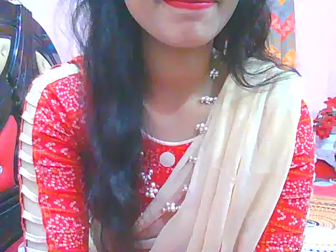 Snapshot of night_queeen7 chatting on December 5, 7:43 pm night queeen7 online show from December 5, 7:43 pm