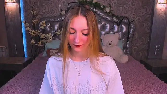 AngelAnabelle online show from November 30, 8:02 pm