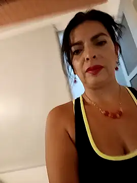 LunaMilf  online show from December 4, 4:38 pm