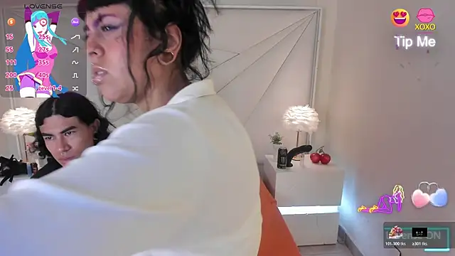 Snapshot of conjuring_ chatting on November 23, 3:06 am conjuring online show from November 23, 3:06 am