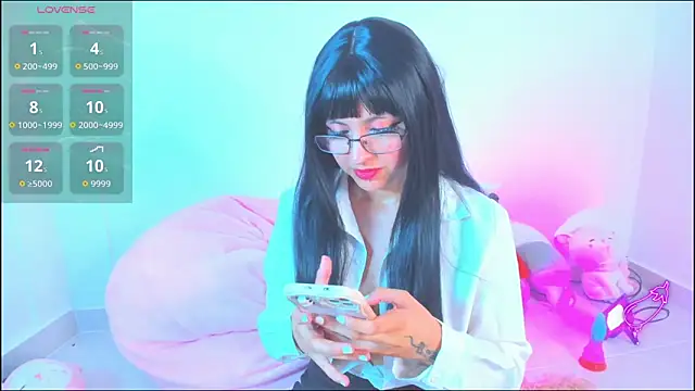 Miaengels  online show from November 19, 11:16 pm