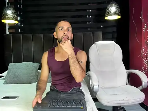 Lobo sex21 online show from October 2, 7:43 pm