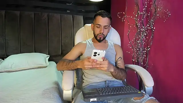 Lobo sex21 online show from October 20, 8:42 pm