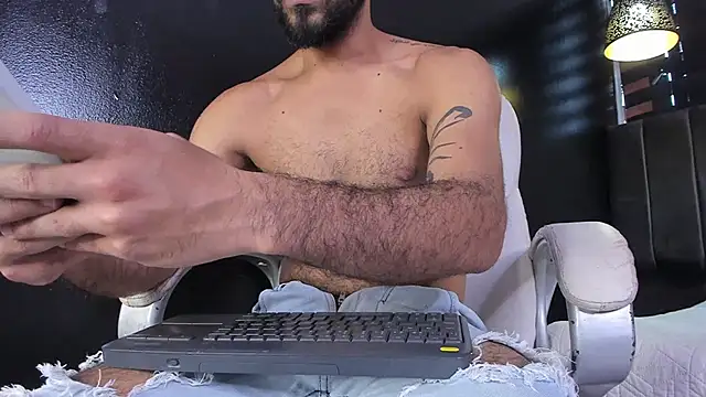 Lobo sex21 online show from November 1, 7:49 pm