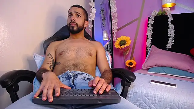 Lobo sex21 online show from November 4, 7:57 pm