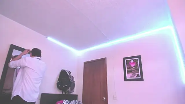 Snapshot of PapiNoha chatting on October 31, 7:37 pm PapiNoha online show from October 31, 7:37 pm