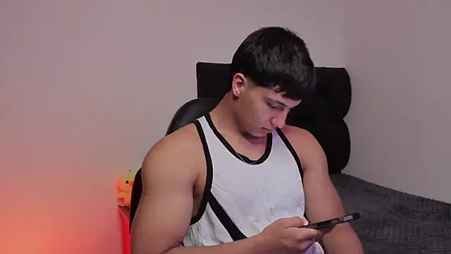 Snapshot of CHRIS_MORGAN1 chatting on October 4, 1:53 pm CHRIS MORGAN1 online show from October 4, 1:53 pm