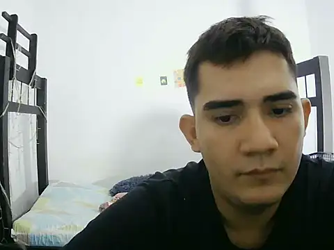 Snapshot of camilowhite_1 chatting on October 8, 6:27 pm camilowhite 1 online show from October 8, 6:27 pm