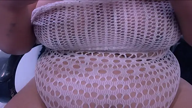 chuby pau online show from October 16, 2:23 am