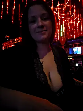 lexy-ray online show from October 25, 6:02 pm