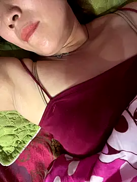 Snapshot of Domita-cool chatting on November 27, 5:42 am Domita-cool online show from November 27, 5:42 am