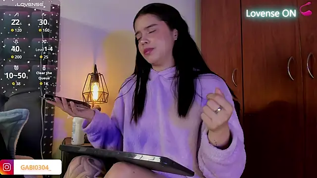 gabriiieela  online show from October 23, 9:13 pm